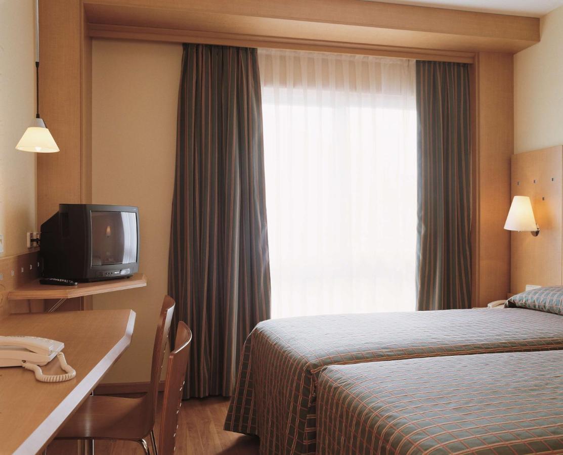 Crisol Leganes Hotel Екстериор снимка