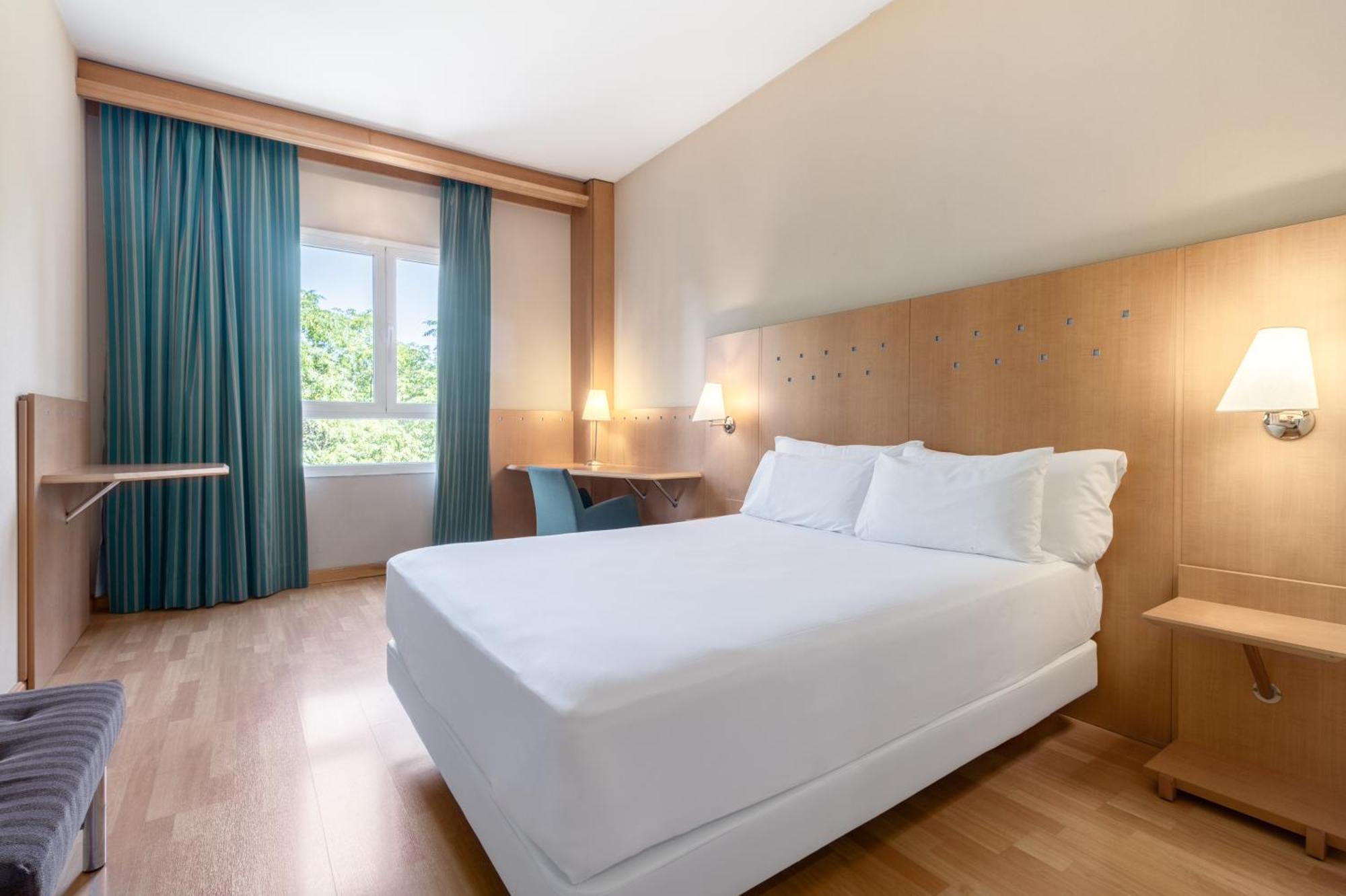 Crisol Leganes Hotel Екстериор снимка