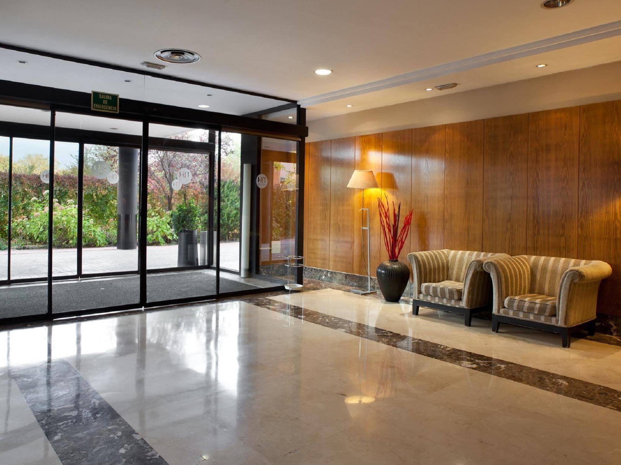 Crisol Leganes Hotel Екстериор снимка
